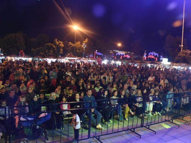 Uğur Arslan’a Anıtpark’ta sevgi seli