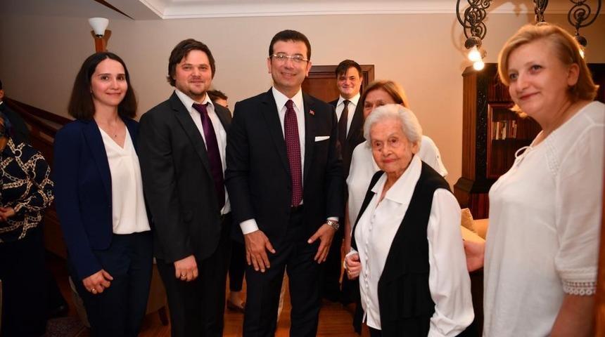 İmamoğlu'ndan Celal Bayar'ın kızı Nil&uuml;fer G&uuml;rsoy'a ziyaret