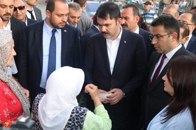 Bakanı Kurum Fikirtepe'deki kentsel dönüşüm alanında açıklamalarda bulundu