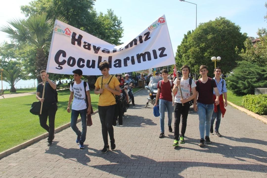 L&ouml;semili &ccedil;ocuklar haftası Kdz. Ereğli&rsquo;de kutlandı