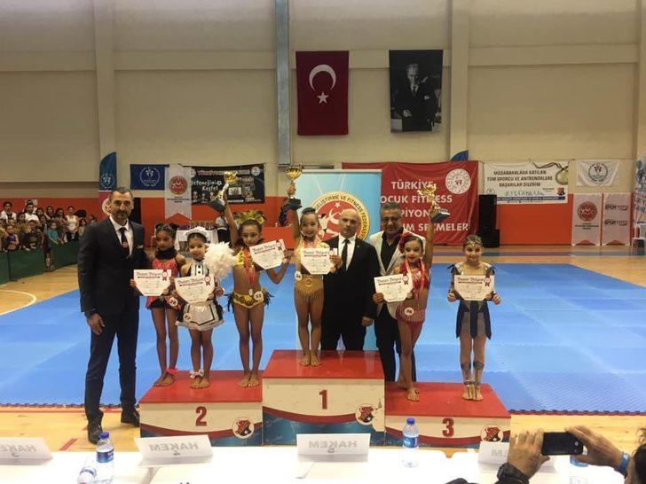 Türkiye Çocuk Fitness Şampiyonası Milli Takım Seçmeleri Kuşadası’nda yapıldı G5