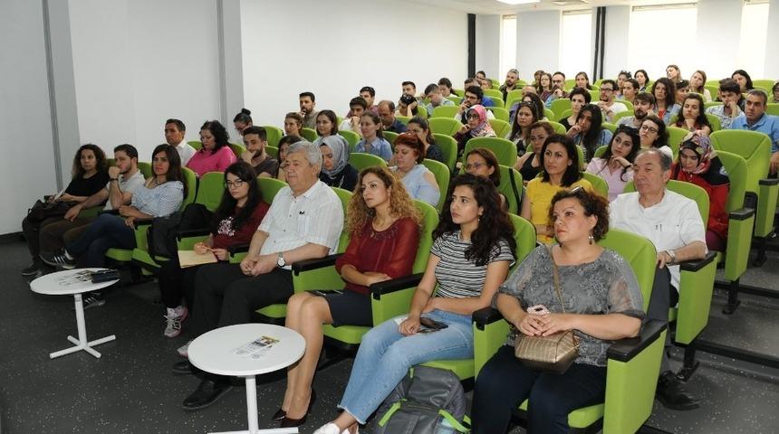 AD&Uuml; k&uuml;t&uuml;phane veri tabanı eğitimleri devam ediyor