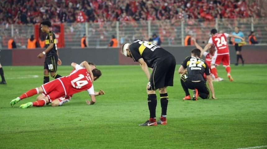 Union Berlin ile 0-0 berabere kalan Stuttgart Bundesliga 2'ye düştü