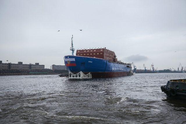 Genişletilmiş n&uuml;kleer enerjili buzkıran filosu, Kuzey Denizi g&uuml;zergah taşımacılığına g&uuml;&ccedil; katıyor 1