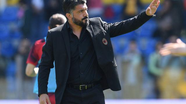 Milan Gennaro Gattuso ile yollarını ayırdı