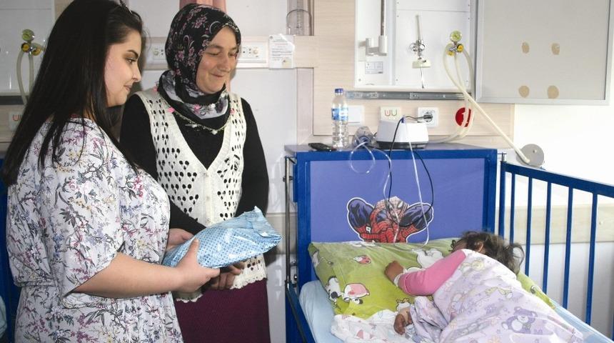 &Ccedil;ocuklar artık ameliyatlara ak&uuml;l&uuml; ara&ccedil;larla gidecekler