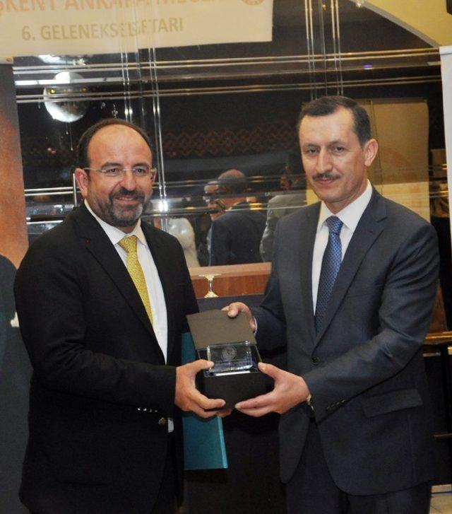 Başkent Ankara Meclisi’nden Arif Şayık’a üstün hizmet ve başarı ödülü