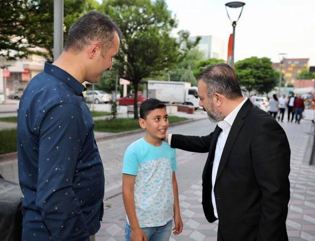 Başkan Ercan Mahalle Komisyon Başkan ve üyeleriyle iftar yaptı