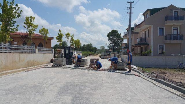 Tatilcilerin yoğun ilgi gösterdiği Kandıra’nın yolları yaza hazır