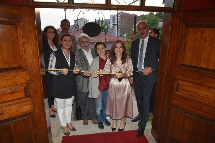 Güllü Konak, törenle kapılarını açtı G4