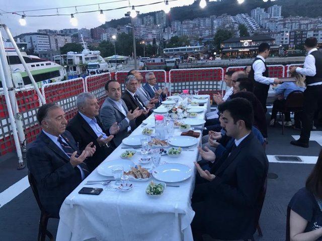 TCSG 702 Güven Gemisi’nde şehit aileleri ve gazilere iftar