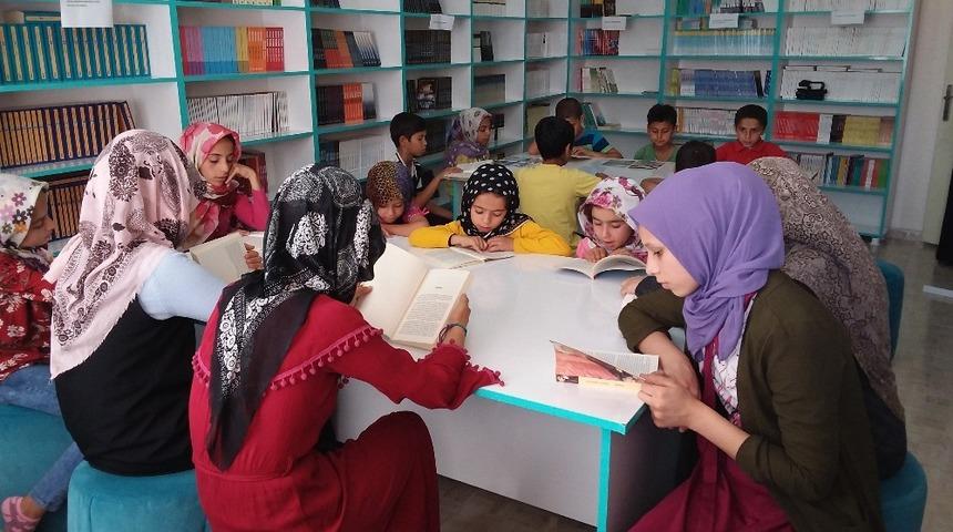 Eyy&uuml;biyeli gen&ccedil;ler gen&ccedil;lik merkezlerine ilgi g&ouml;steriyor