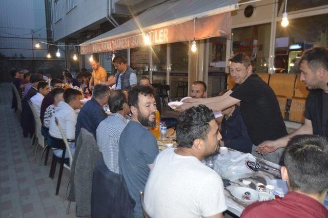 Günlüce köylülerin Tavşanlı’da iftar birlikteliği