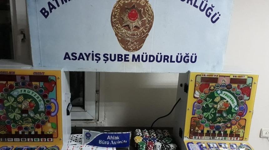 Polisten kumar baskını