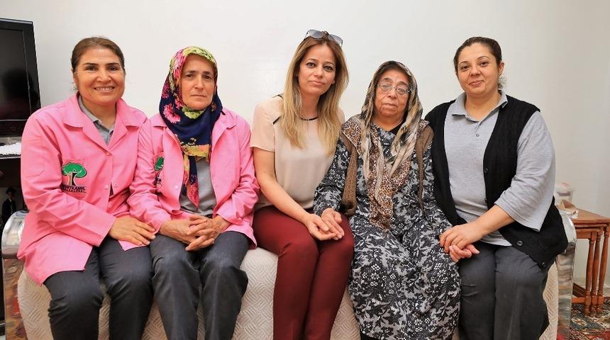 Yaşlı kadını "vefa" mutlu etti