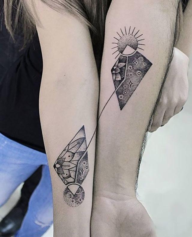 matching-tattoo-ideas-19-5ce53e86be377__700