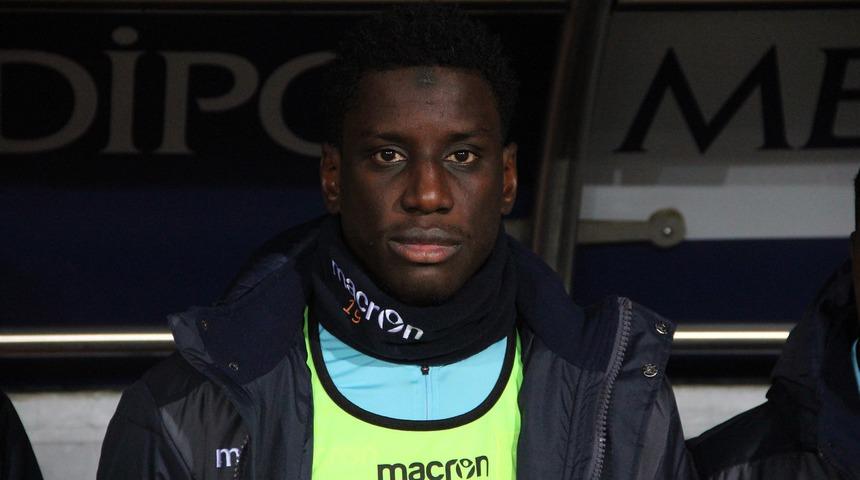 Medipol Başakşehir Demba Ba ve Adebayor ile yollarını ayırıyor!