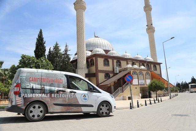 Pamukkale Belediyesi 165 camiyi temizliyor