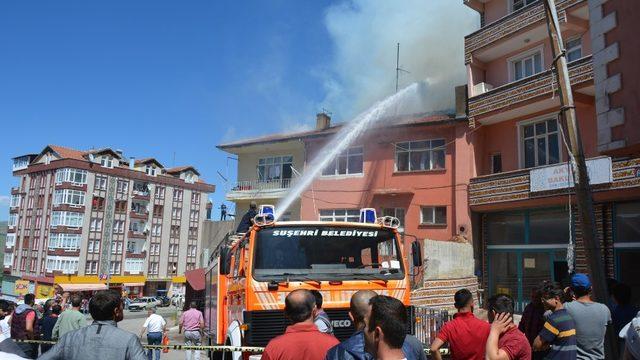 Sivas’ta korkutan yangın