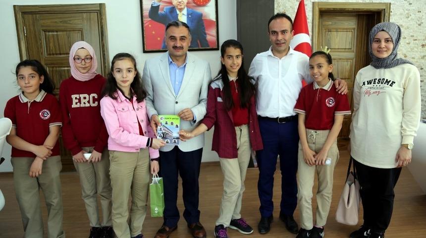 Erciyes&rsquo;in şairlerinden Başkan Cabbar&rsquo;a ziyaret