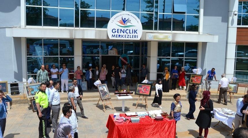 Ala&ccedil;am&rsquo;da g&ouml;rsel sanatlar sergisi