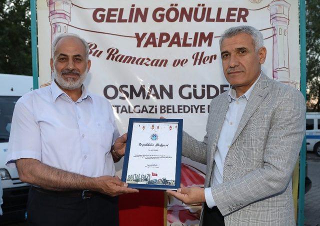 Başkan Güder iftarını Hanımınçiftliği’nde açtı