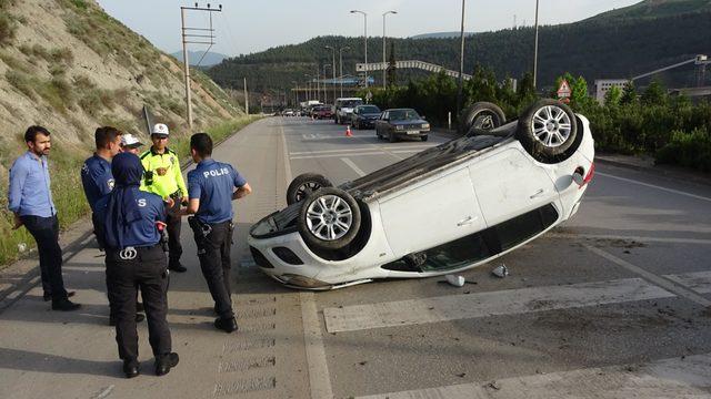 Kastamonu Cumhuriyet Savcısı otomobiliyle takla attı