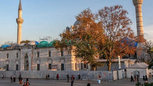 Beyazıt Meydanı, Fatih