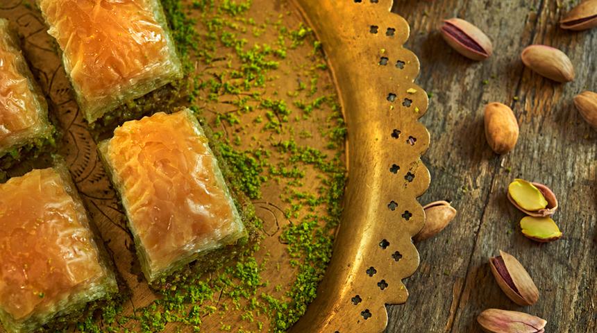 Ramazan bayramında çocuklarınızı şekerle zehirlemeyin