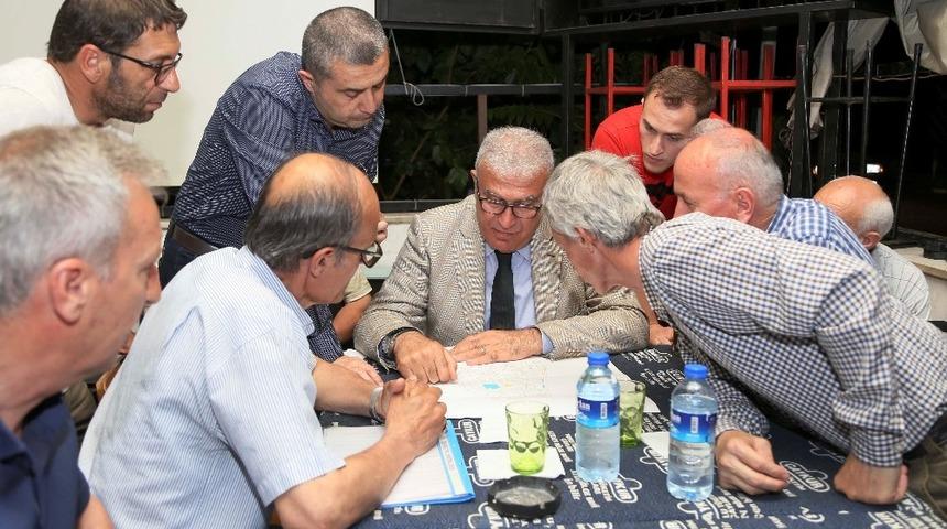 Başkan Atay, mahalle toplantılarına Adnan Menderes’te devam etti