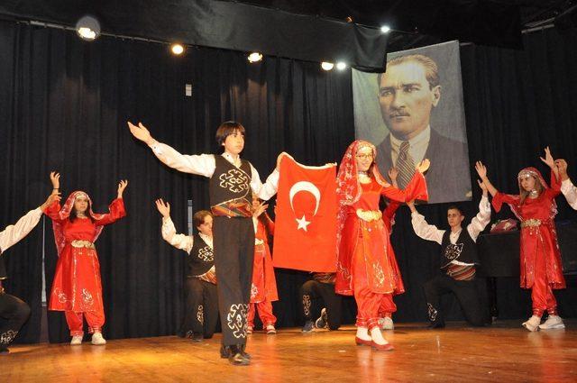 YOFDER’den Nazilli’de folklor şöleni