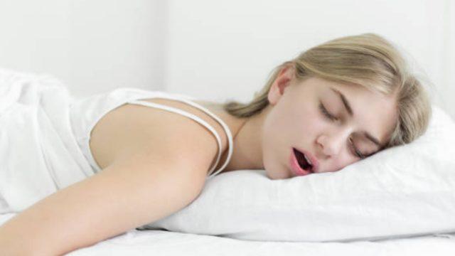 Uyku apne sendromu nedir? Uyku apne sendromu tedavisi nasıl olur? Uyku apne sendrom belirtileri ve nedenleri