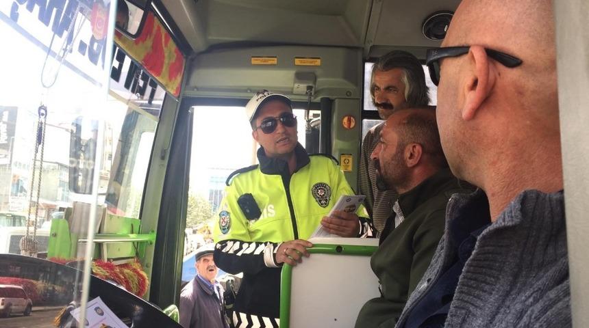 Kars’ta şoförlere bilgilendirme yapıldı