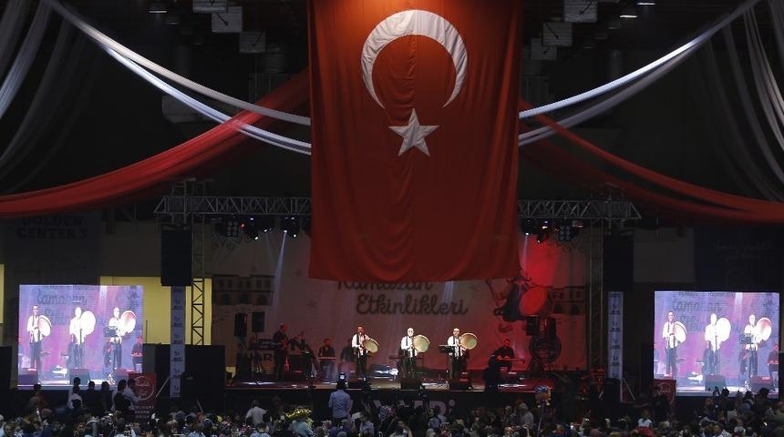 Grup Tillo ile birlik konseri