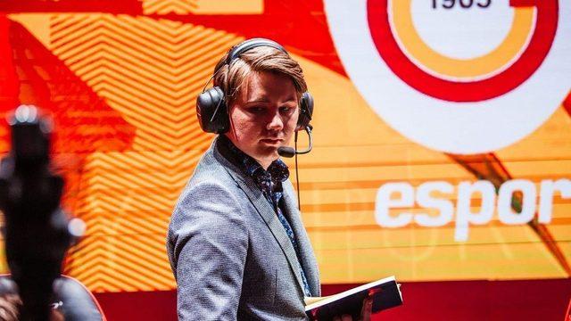 VFŞL 2019 Yaz Mevsimi öncesinde Galatasaray koçu Mora açıklamalarda bulundu