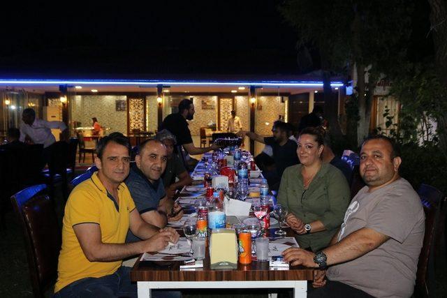 Diyarbakır’da gazeteciler iftar yemeğinde bir araya geldi