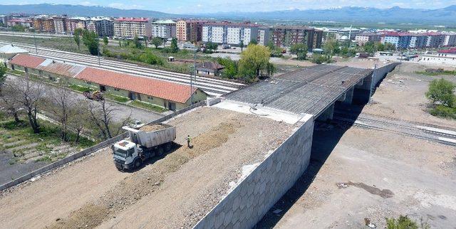 Büyükşehir’den şehir trafiğini rahatlatan proje