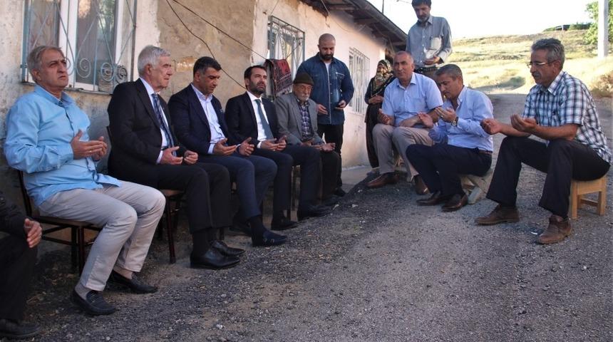 Milletvekili Erol ve Başkan Şerifoğulları, o mahalleye gitti