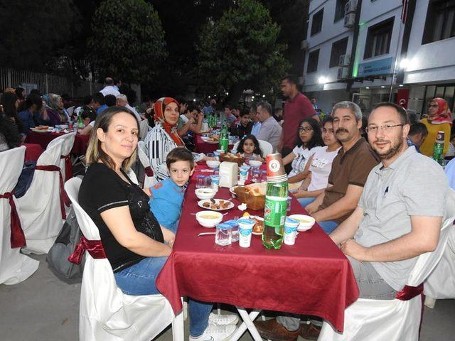 Milli Eğitim Müdürlüğü çalışanları iftarda buluştu