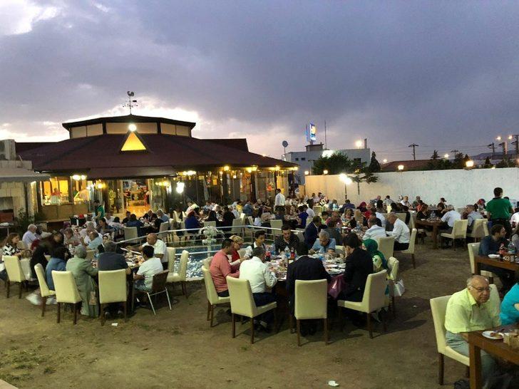 Azerbaycan Cumhuriyetinin 101. yılı Turgutlu’da kutlandı G4