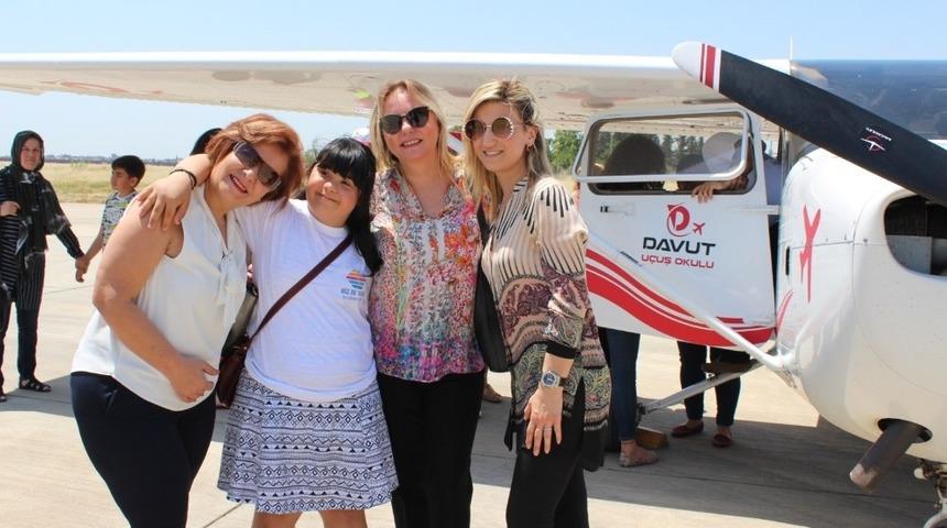 &Ouml;zel &ccedil;ocuklar u&ccedil;akla tanıştı