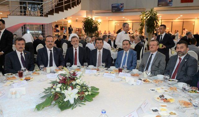 Bursa iş dünyası BTSO’nun geleneksel iftarında buluştu