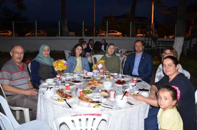 Engelsiz yaşam merkezi iftarda bir araya geldi