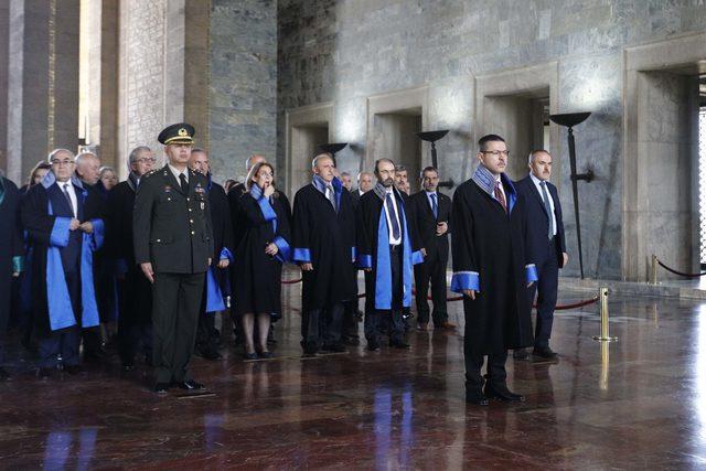 Sayıştay Başkanı Baş, Anıtkabir'de