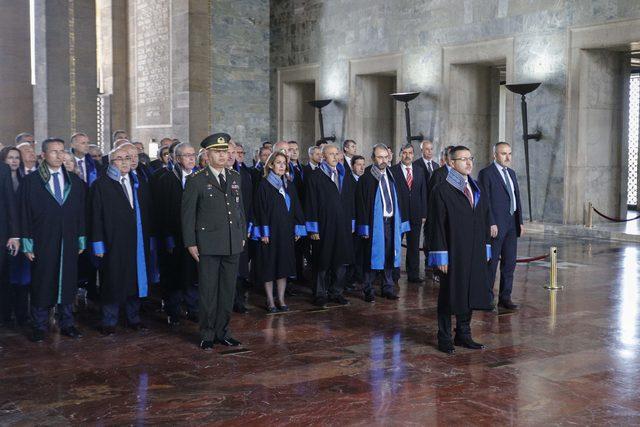 Sayıştay Başkanı Baş, Anıtkabir'de