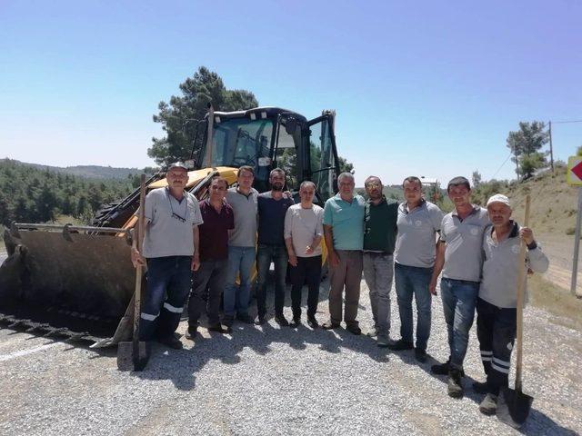 Kızıldağ yoluna bakım yapılıyor