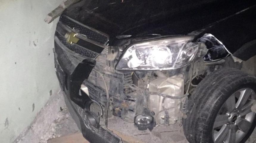 Maddi hasarlı kaza ara&ccedil; kamerasına yansıdı