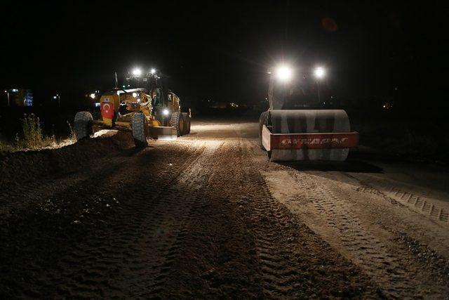 Haliliye kırsalında hummalı yol çalışması