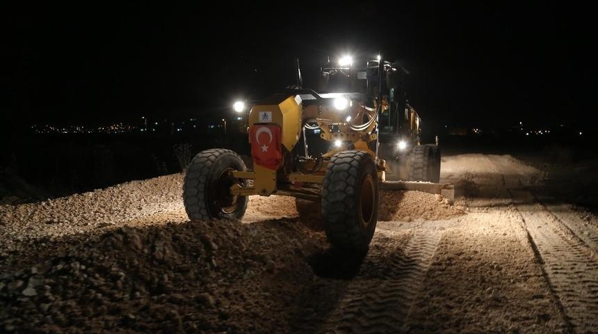 Haliliye kırsalında hummalı yol &ccedil;alışması