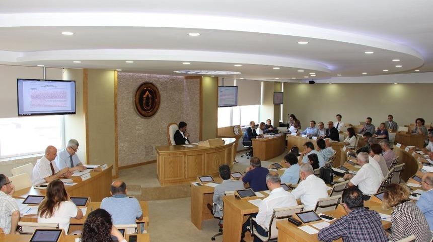 Mezuniyet coşkusu stadyumdan Aydın&rsquo;a yayılacak